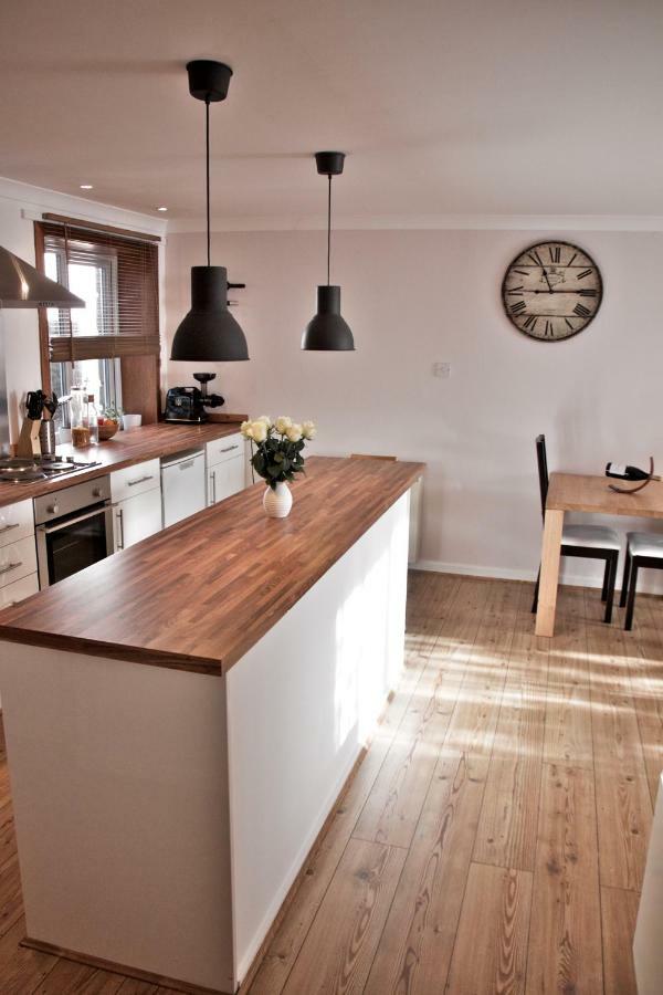 Newly Refurbished In Town Center Apartment St Andrews Bagian luar foto